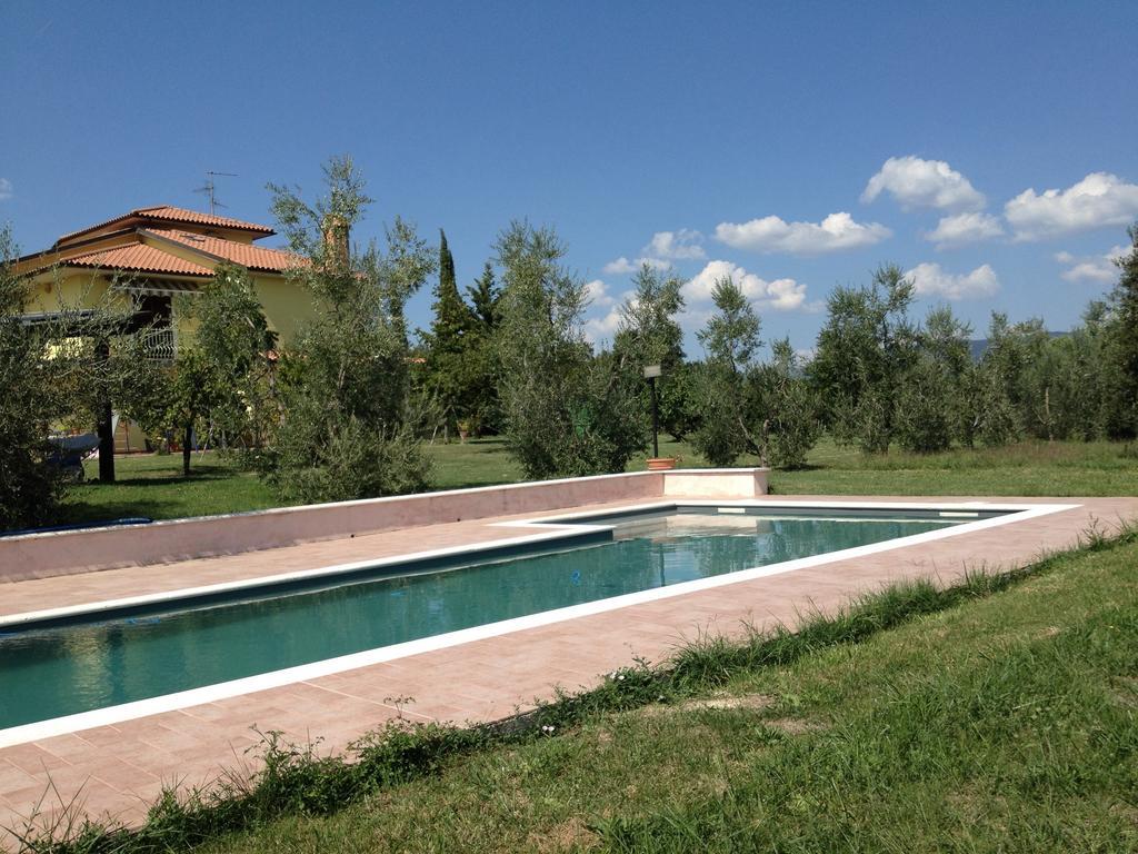 La Casa Nell'Oliveto Bed & Breakfast 아쿠아스파르타 외부 사진
