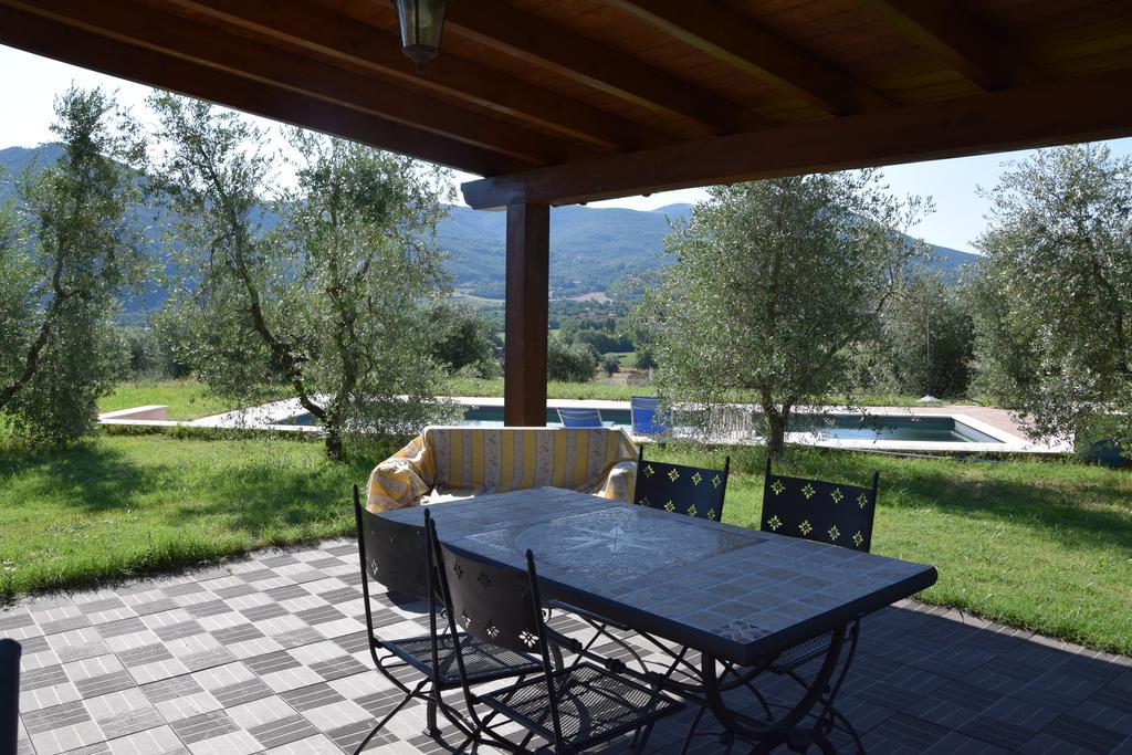 La Casa Nell'Oliveto Bed & Breakfast 아쿠아스파르타 외부 사진
